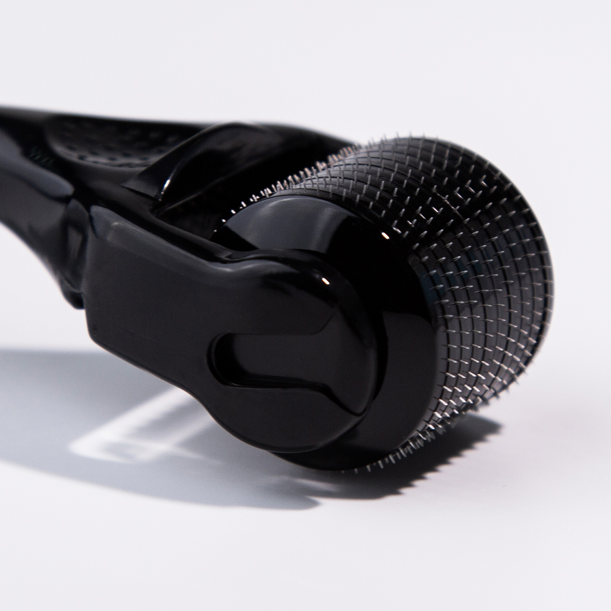 UHOOMA N1 Дермороллер со сменной насадкой (Type A) 540 Roller купить в интернет-магазине Skin-Mag