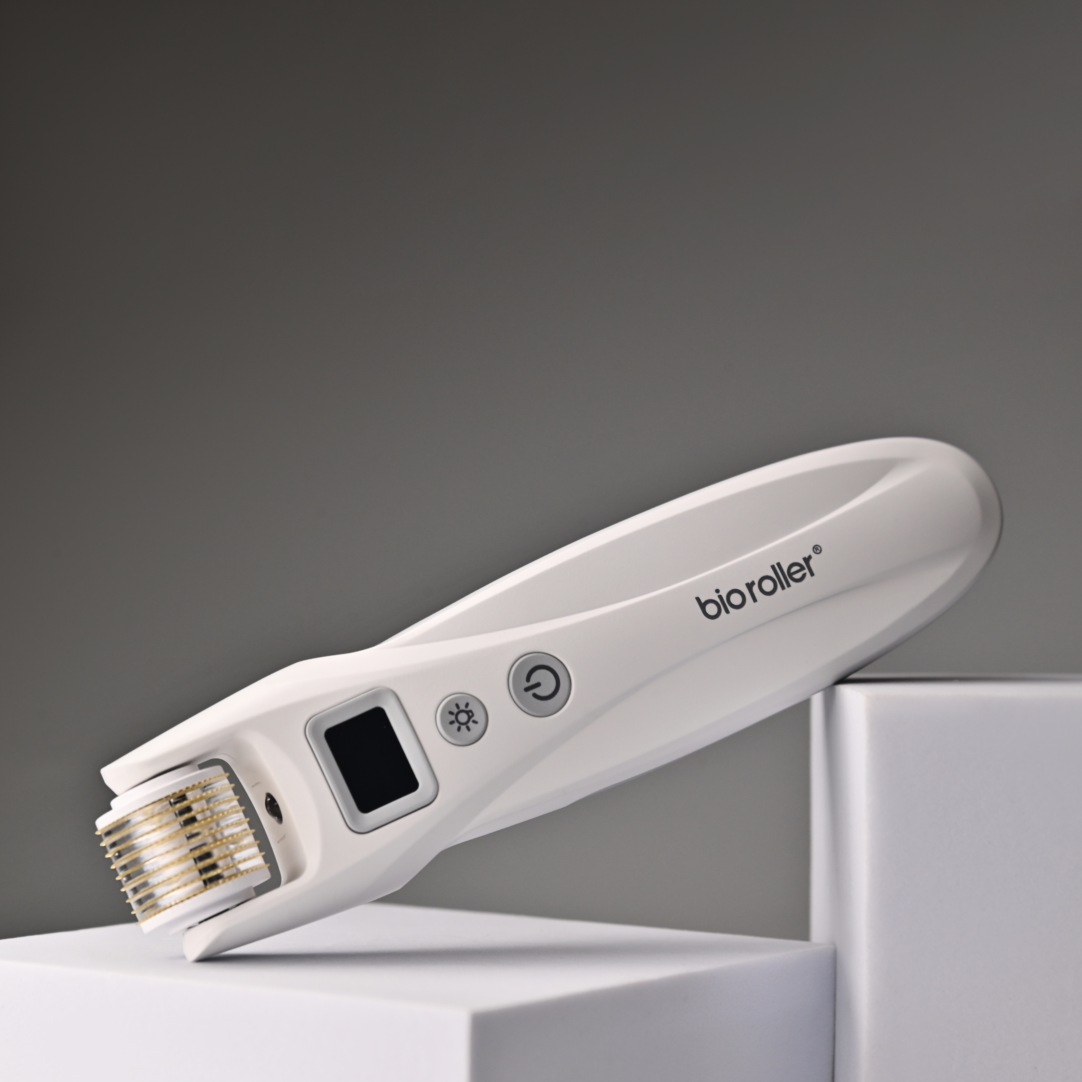 Mezonica Bio Roller G5 Аппарат для лица, тела и волос 2 в 1 / Мезороллер с 2 насадками 540 игл 0.5 мм для микронидлинга и микротоковой терапии / мезотерапия и EMS микротоки купить в интернет-магазине Skin-Mag