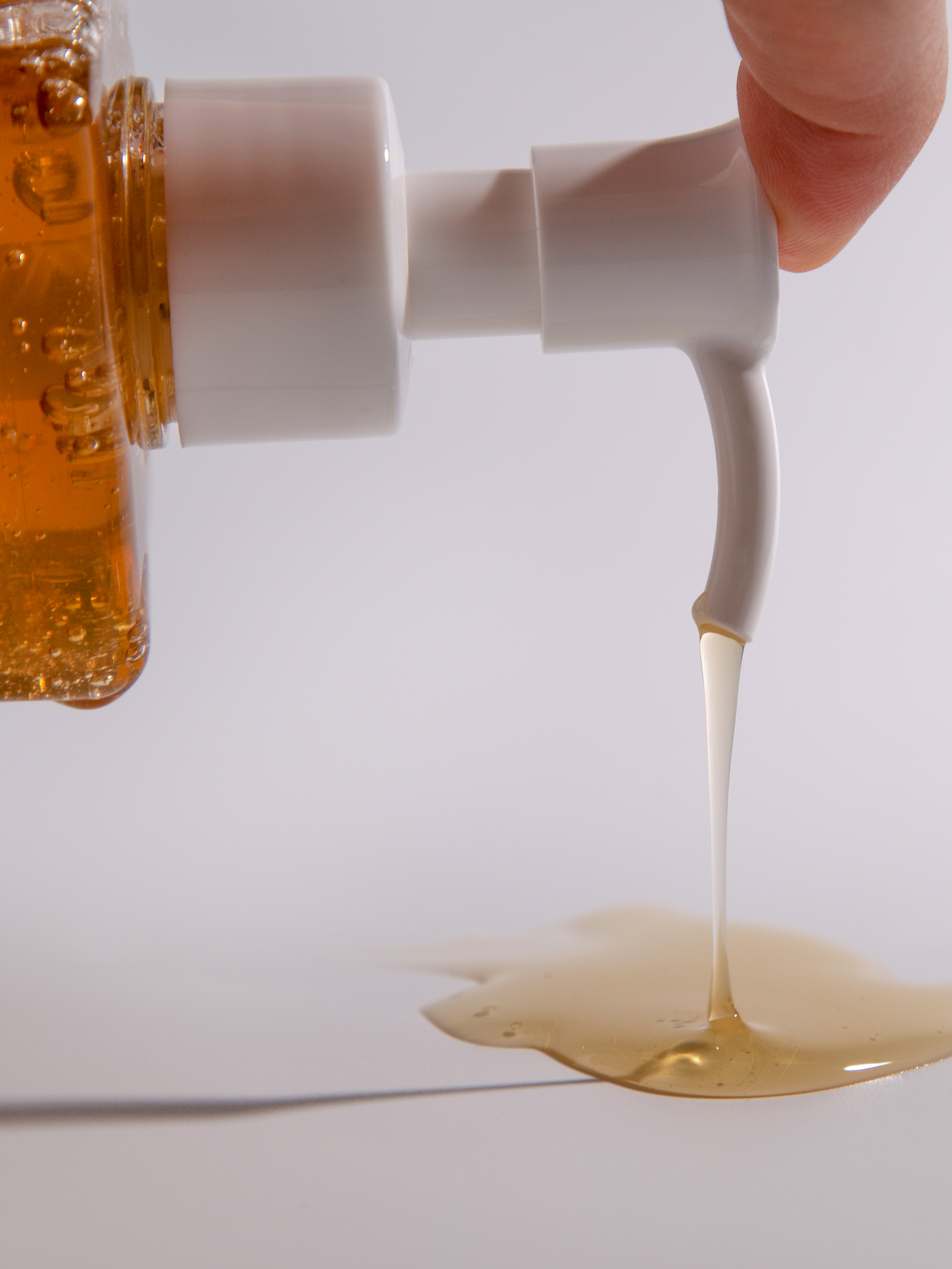 Steambase Manuka Honey Glow Oil To Foam Cleanser Гидрофильное масло с мёдом манука, 215 мл купить в интернет-магазине Skin-Mag