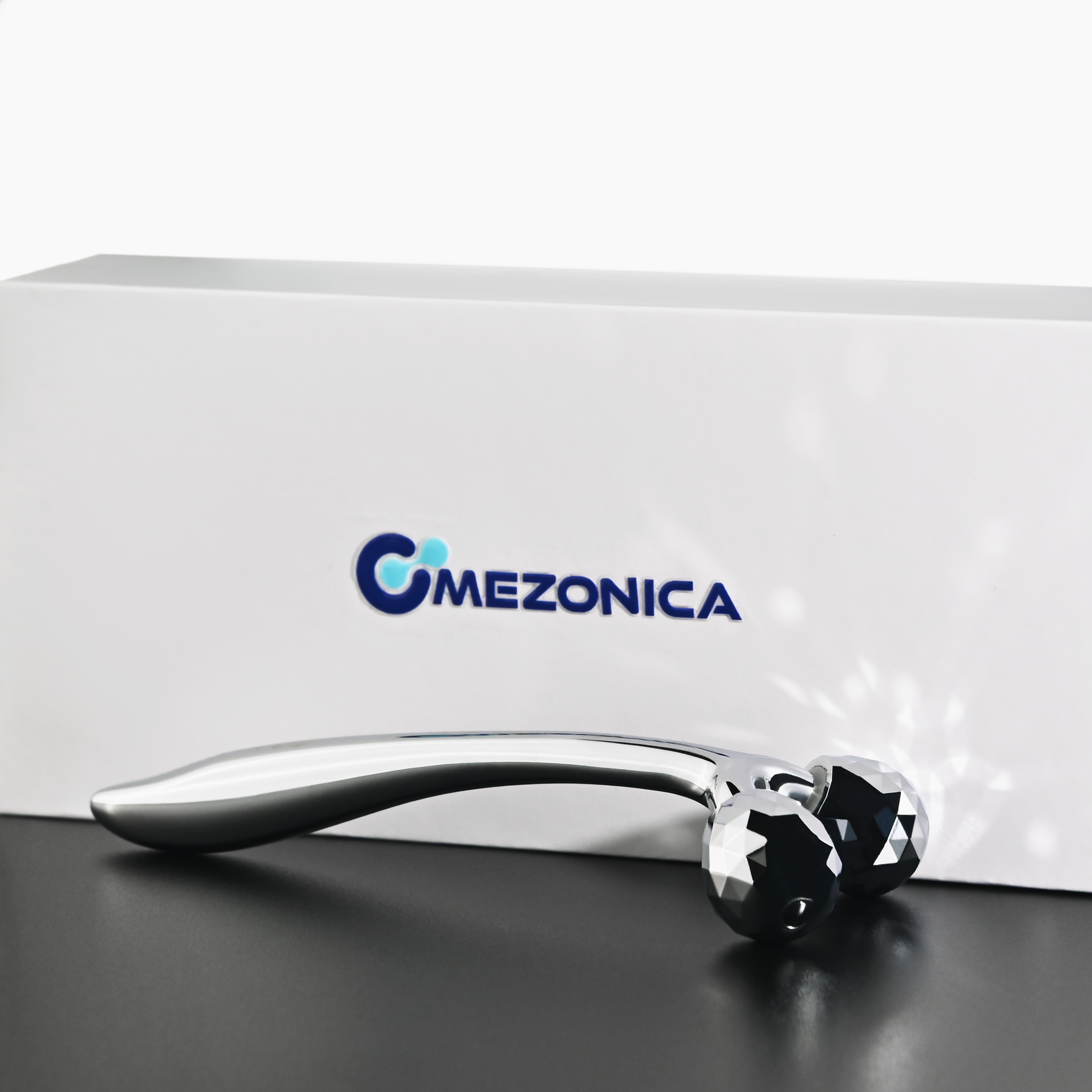 Mezonica Metal 3D Face lifting roller Роликовый массажер роллер для лифтинг массажа кожи лица тела, домашний ручной купить в интернет-магазине Skin-Mag