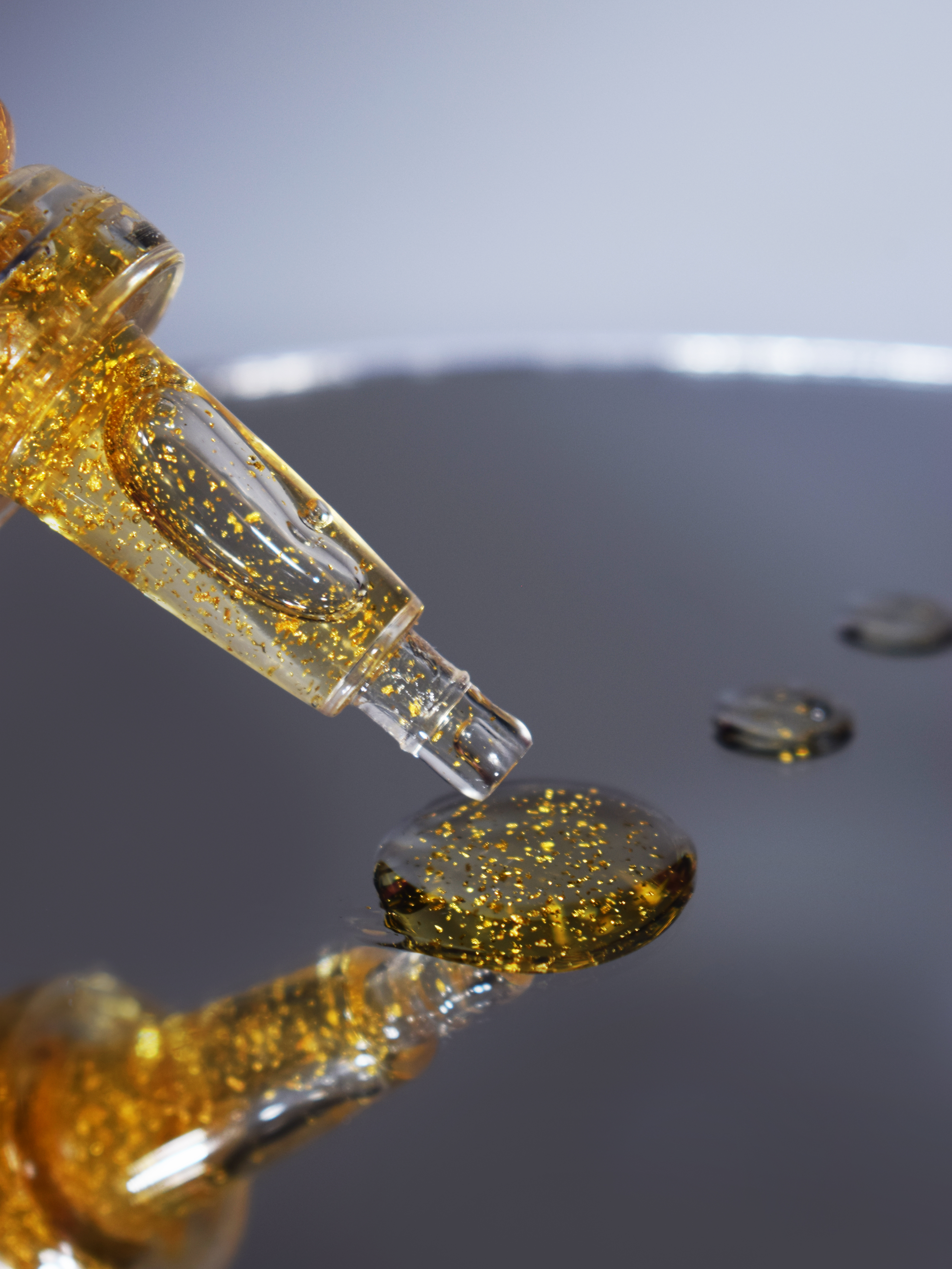 Matrigen Bi-Phase 24K Gold Luminant Ampoule Cыворотка для лица с золотом 24К и пептидами, 10 мл купить в интернет-магазине Skin-Mag