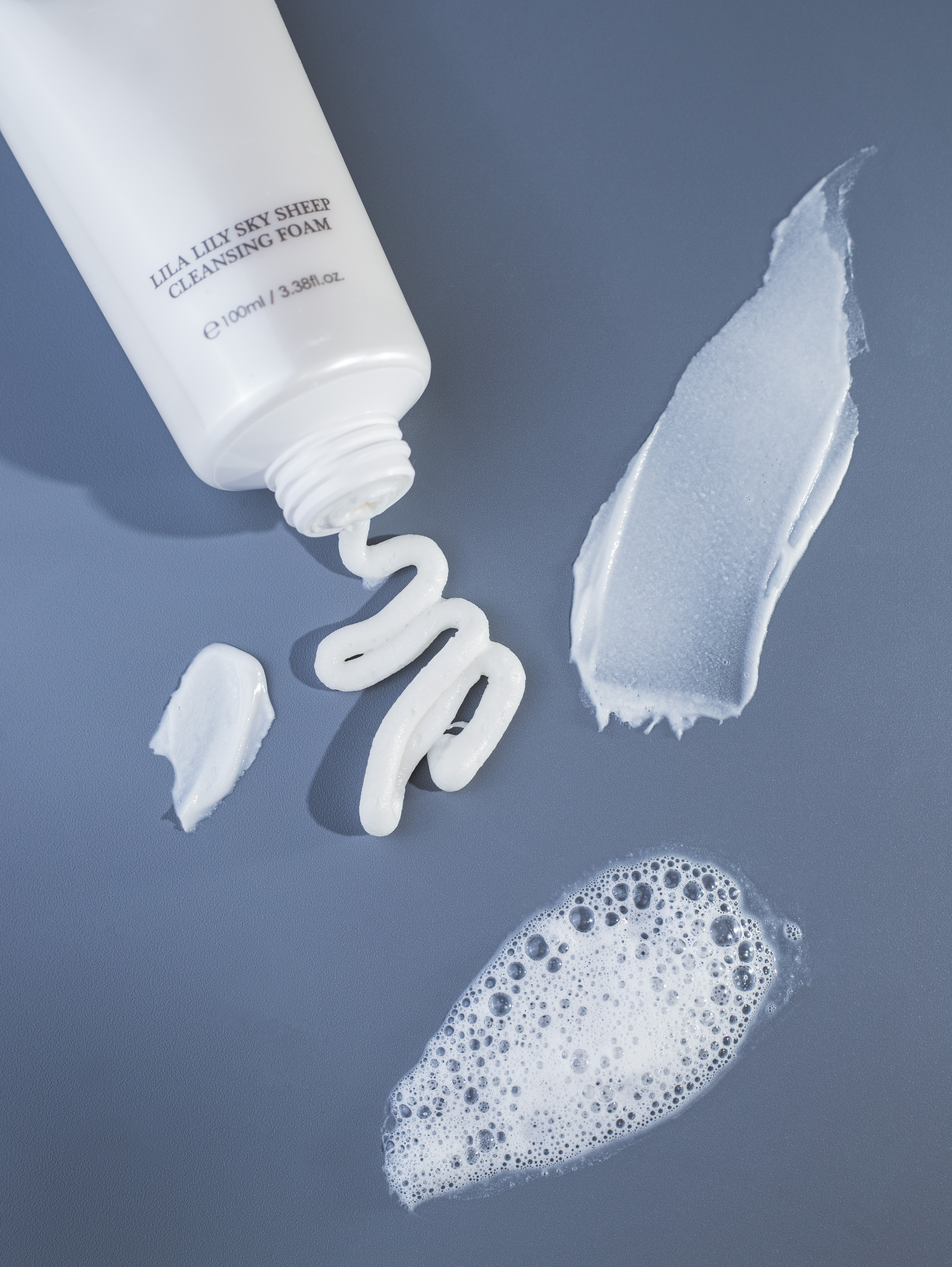 Konad Lila Lily Sky Sheep Cleansing Foam Пенка для умывания с козьим молоком, 100 мл купить в интернет-магазине Skin-Mag