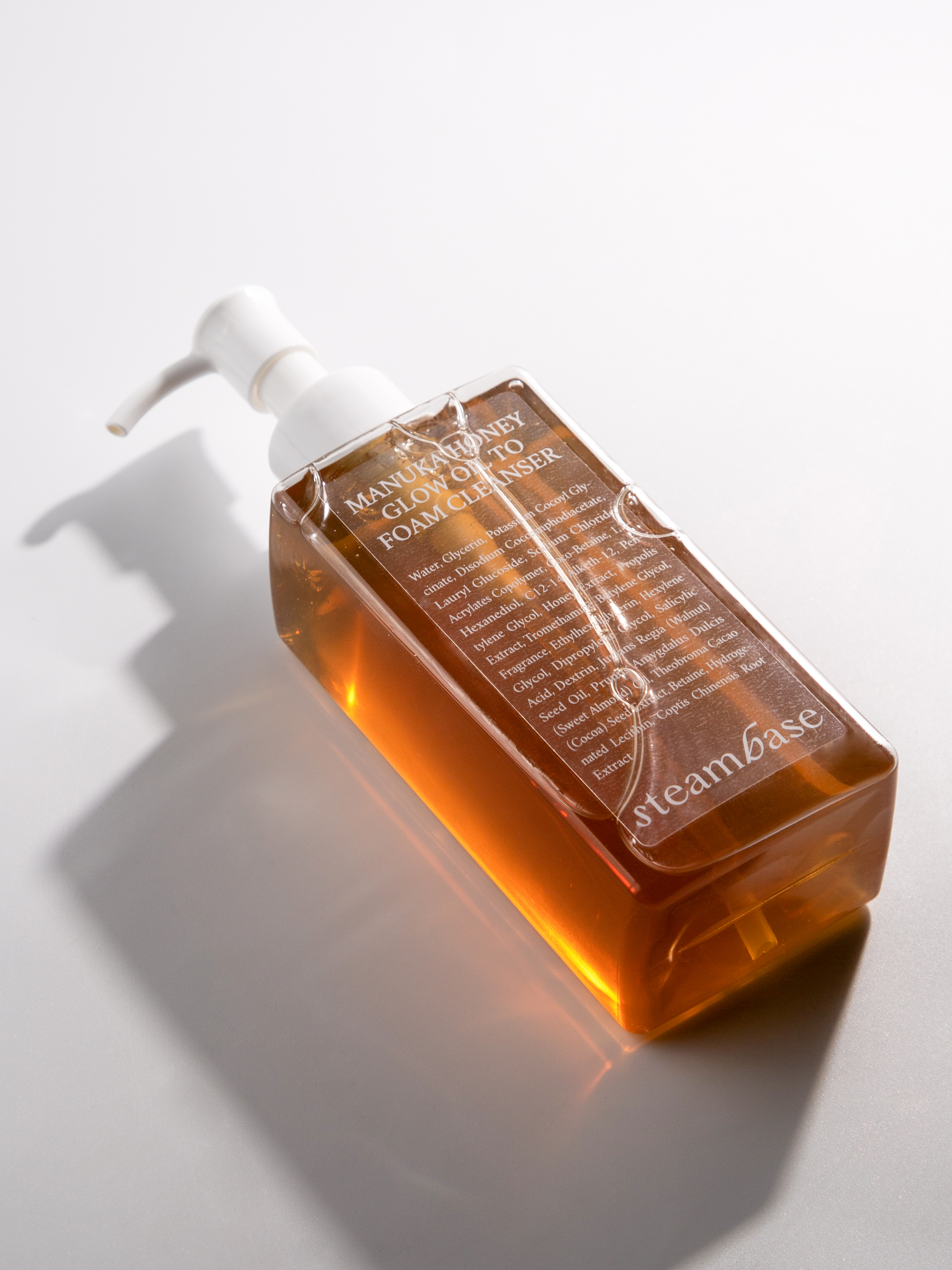 Steambase Manuka Honey Glow Oil To Foam Cleanser Гидрофильное масло с мёдом манука, 215 мл купить в интернет-магазине Skin-Mag