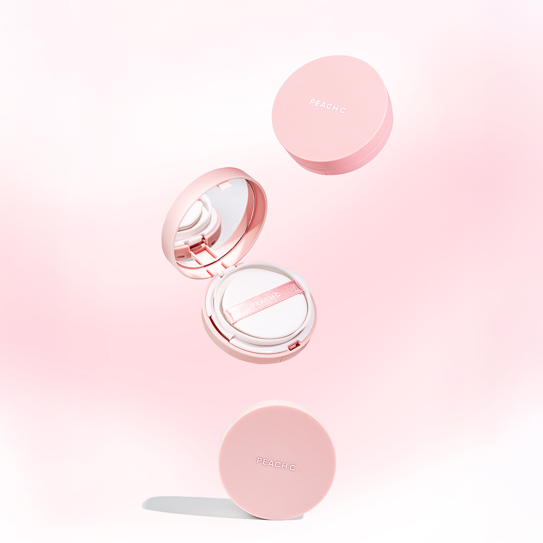 PEACH C Focus On Air Velvet Cushion 01 IVORY Кушон для лица, оттенок 01 купить в интернет-магазине Skin-Mag