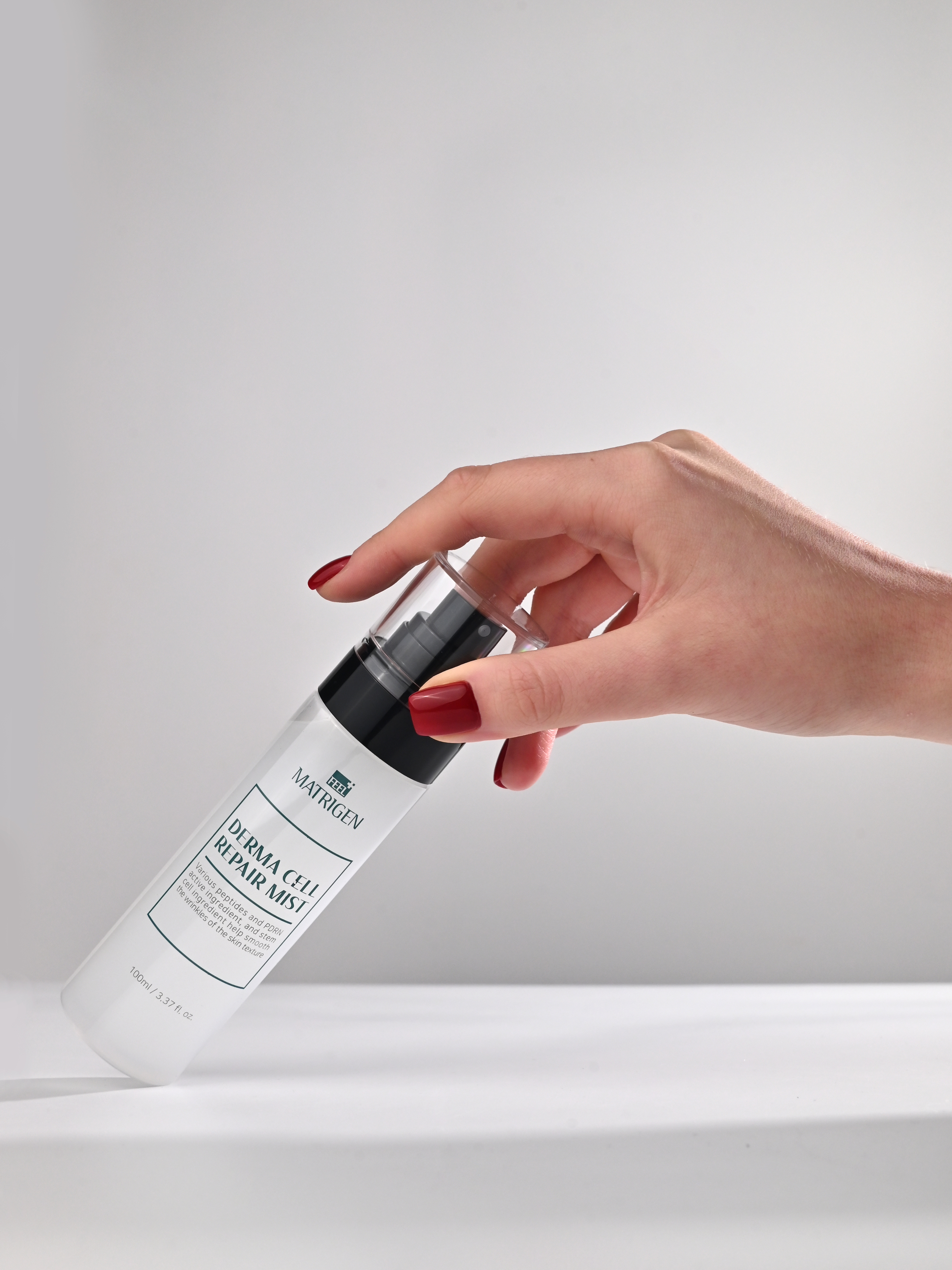 Matrigen Derma Cell Repair Mist Мист для лица с пептидами и PDRN, 100 мл купить в интернет-магазине Skin-Mag