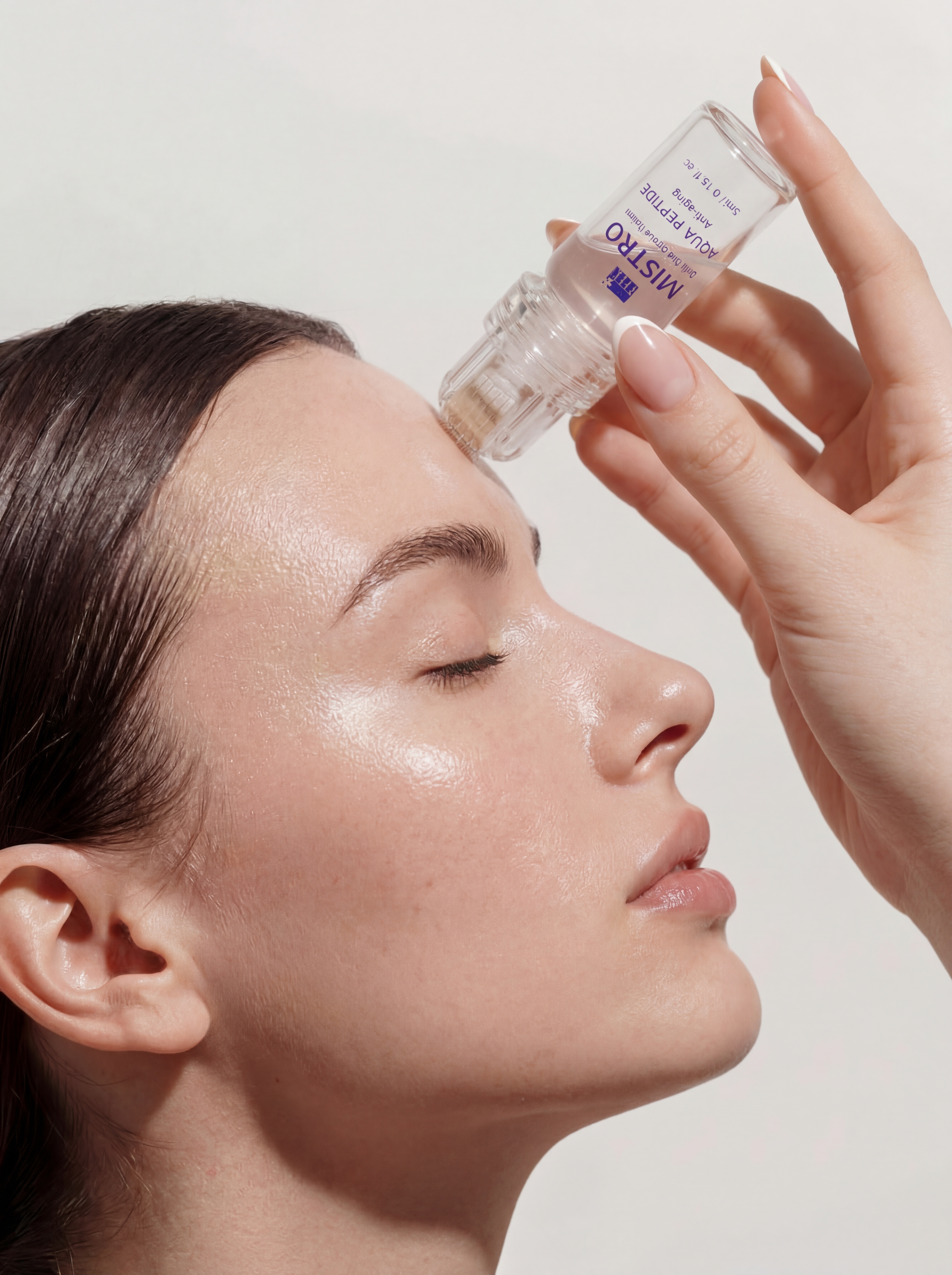 Набор средств ухода №042 Сыворотка для лица с пептидами 5 мл и насадкой мезороллером 64 иглы купить в интернет-магазине Skin-Mag