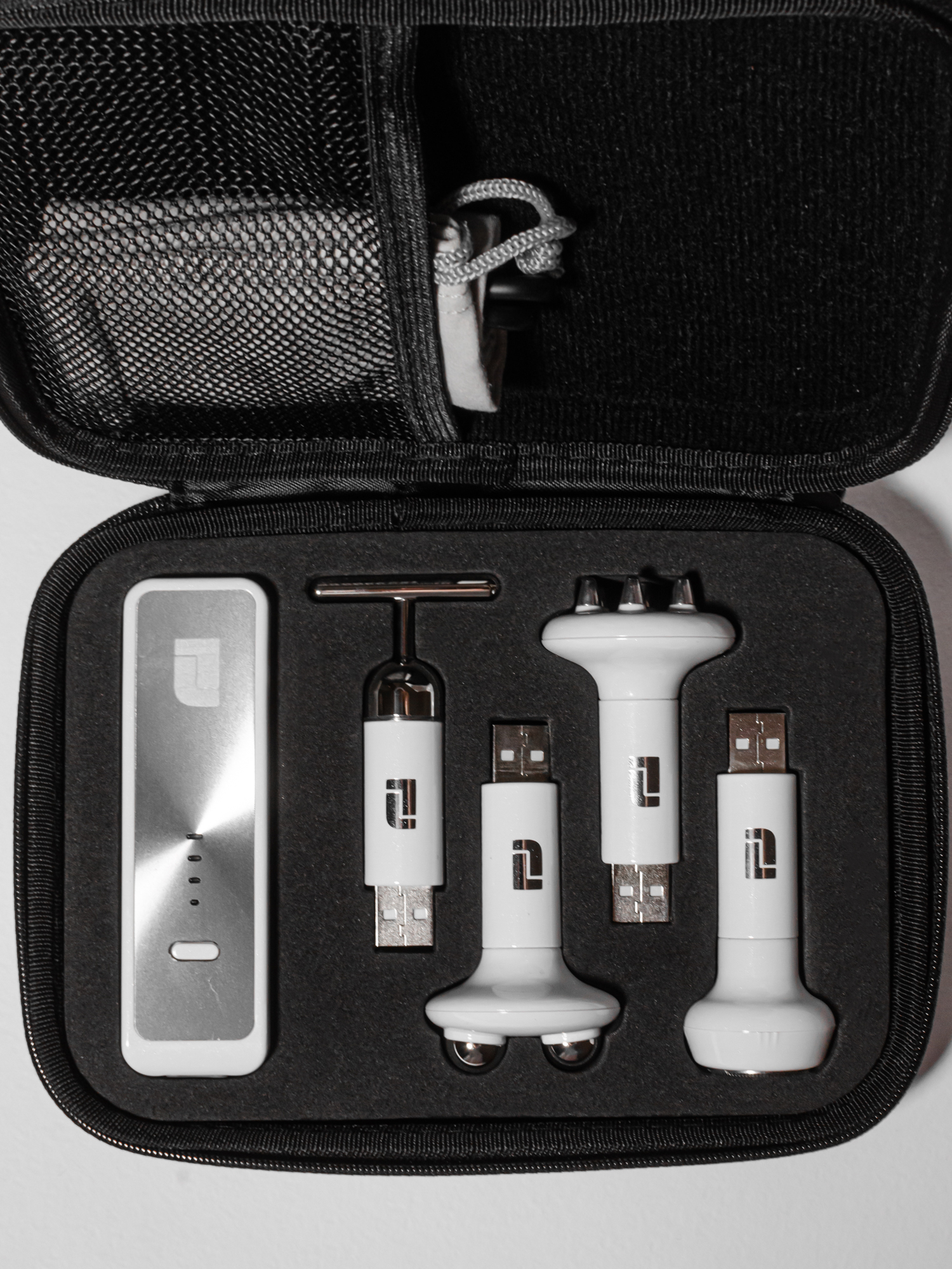 Lifetrons Beauty Transformer 3200AS/BS with Built-In Power Charger Ионный массажер для лица со встроенным зарядным устройством купить в интернет-магазине Skin-Mag